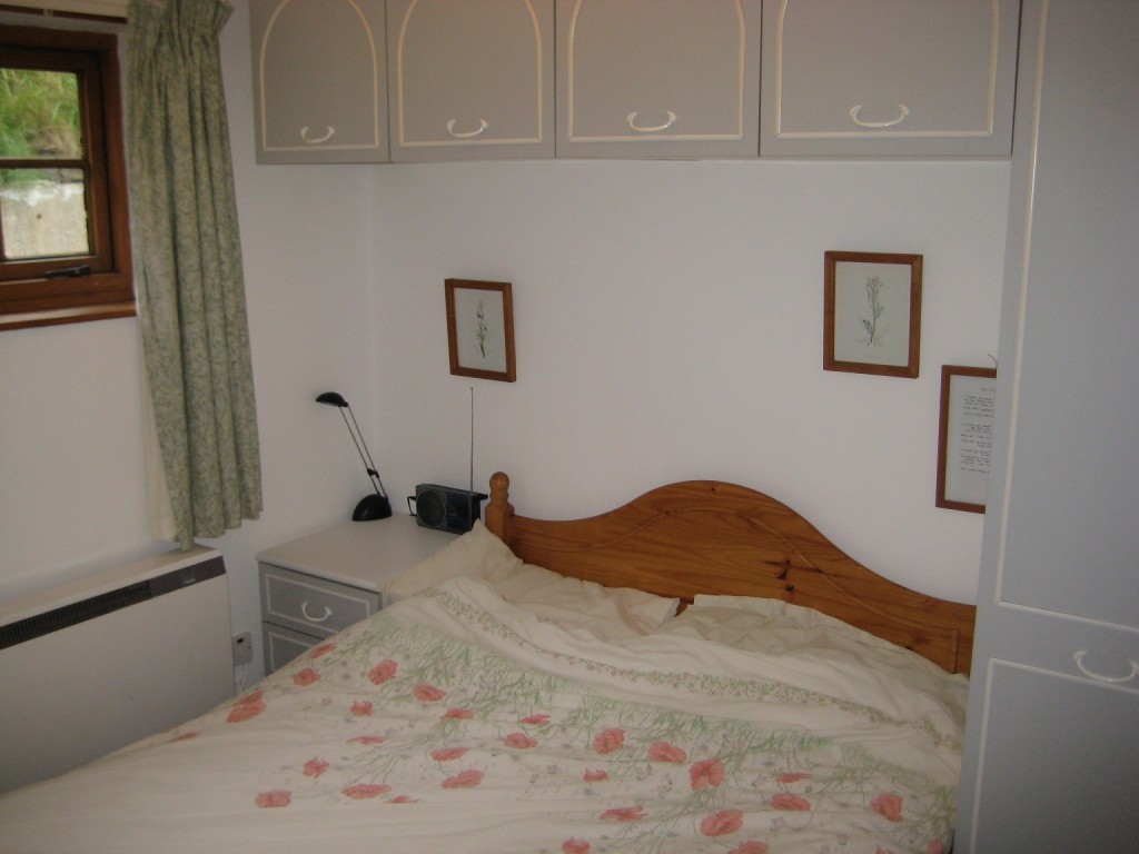 Double bedroom in Poppit Sands